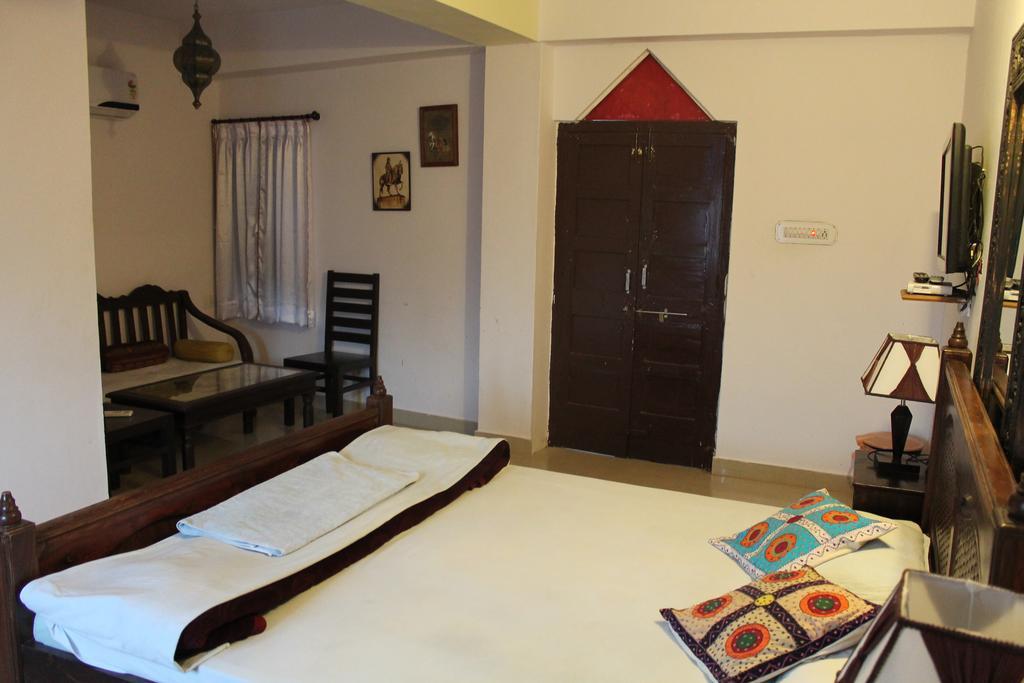 Kesar Heritage Guest House Dźodhpur Zewnętrze zdjęcie