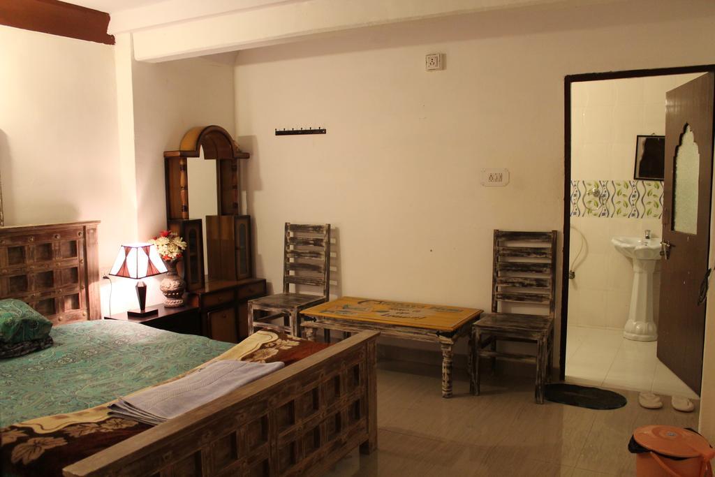 Kesar Heritage Guest House Dźodhpur Pokój zdjęcie